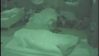 স্লিম স্বর্ণকেশী অ্য ...
