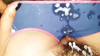 Busty এবং সেক্সি she ...