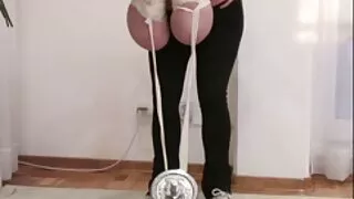মাংসল গোলাপী চেরা সু ...