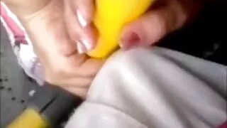 সুন্দর নীল জিন্সে আন ...