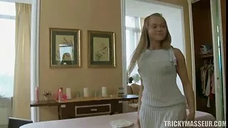 সুস্বাদু এবং সেক্সি  ...
